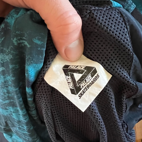 Palace Assymetric Real Tree Shell Top - Blue Camo, Size Small - Picture 10 of 10